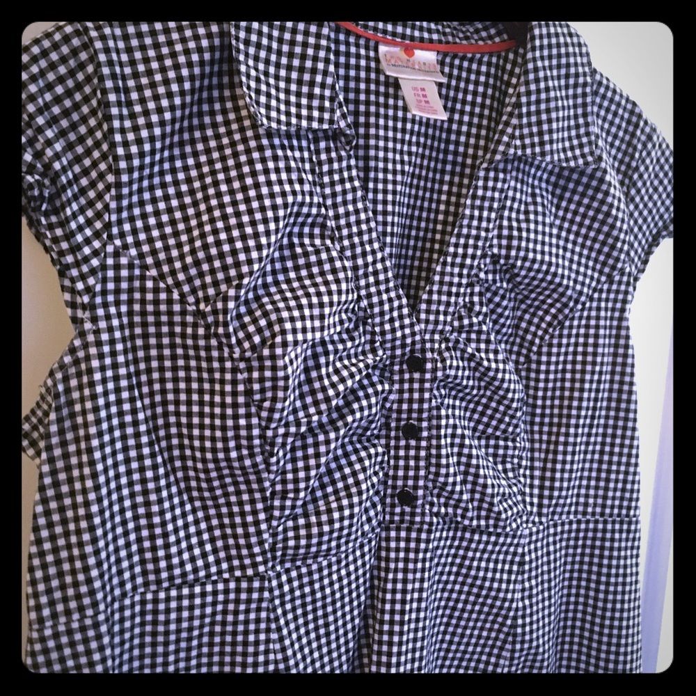 Cute maternity top